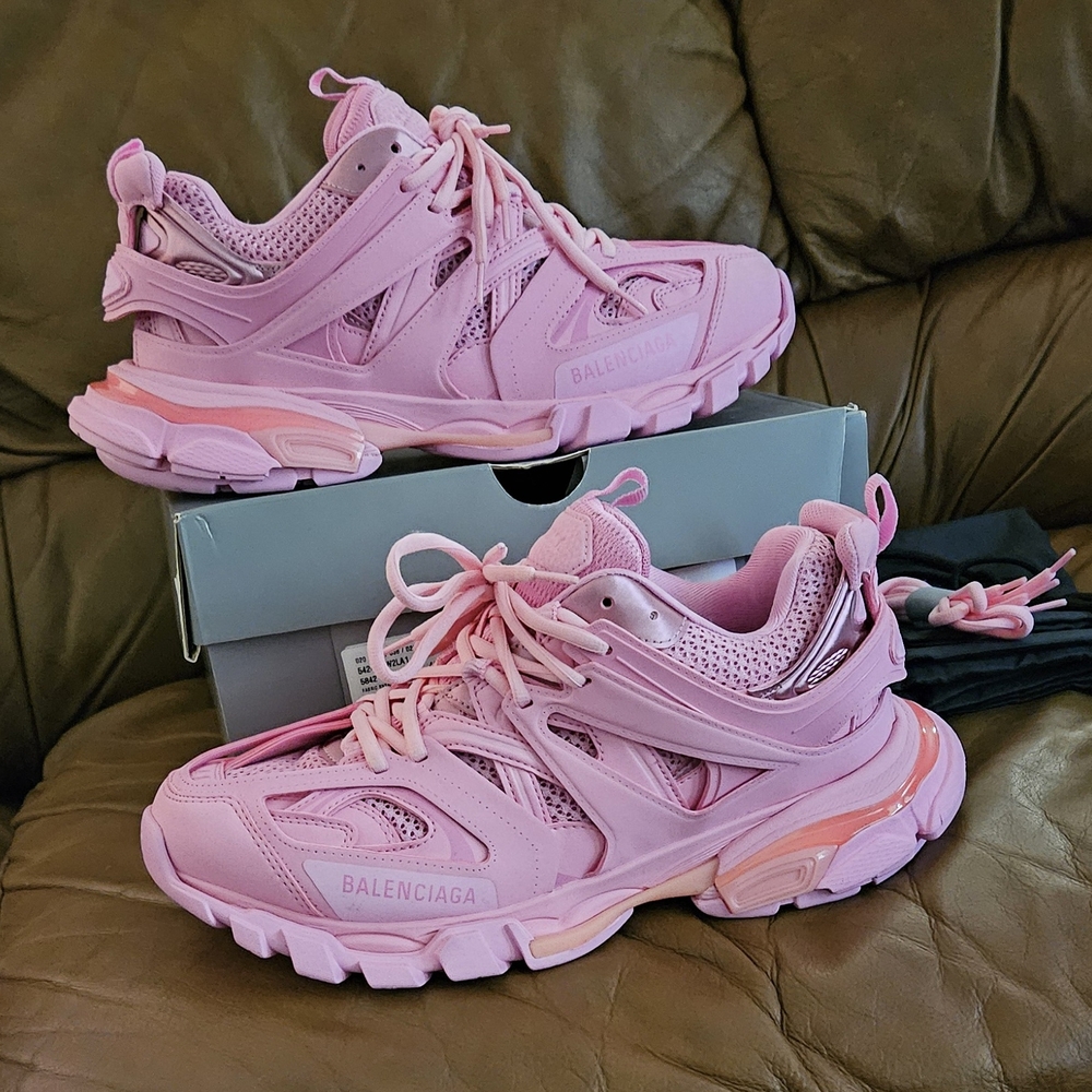 Men's Balenciaga Track Sneaker Pink Mesh Luxury High-End Sneakers Size 8 US